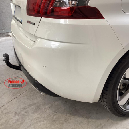 Attelage Peugeot 308 II Berline y compris GT-Line (09/2013-06/2021) RDSOV + Faisceau spécifique 7 broches Trail-Tec