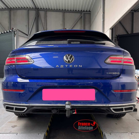 Attelage Volkswagen Arteon Berline y compris hayon mains libres (11/2020-07/2023) RDSOV + Faisceau spécifique 13 broches Trail-Tec