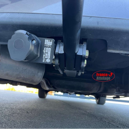 Attelage Fiat Punto (-08/99) Col de cygne + faisceau universel 7 broches