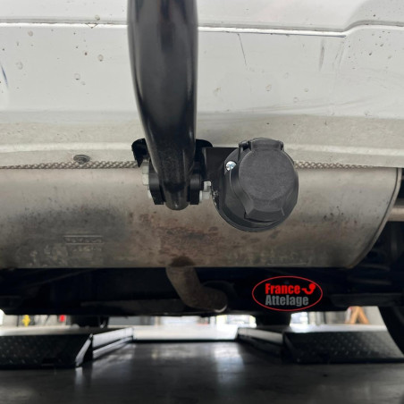 Attelage Ford Kuga III y compris hybride et ST-Line (07/19-) Col de cygne