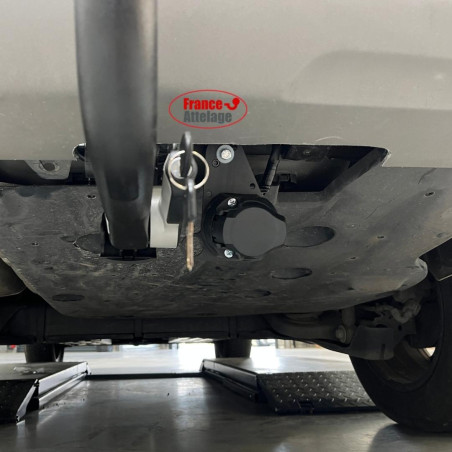 Attelage Renault Arkana y compris RS-Line & Hybride (09/20-) RDSOV + faisceau universel 7 broches + boitier électronique