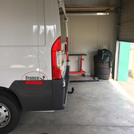 Attelage Fiat Ducato Fourgon et Plateau Ducato Fourgon Fourgon (06/2006-01/2011) col de cygne + Faisceau spécifique 7 broches A
