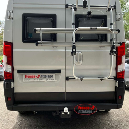 Attelage Peugeot Boxer Fourgon aménagé (02/2011-06/2024) standard + Faisceau spécifique 7 broches ECS Electronics