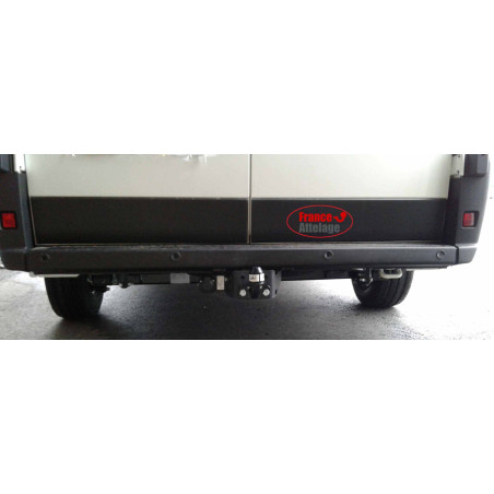 Attelage Peugeot Boxer Fourgon y compris XL (01/2011-06/2024) standard + Faisceau spécifique 7 broches ECS Electronics