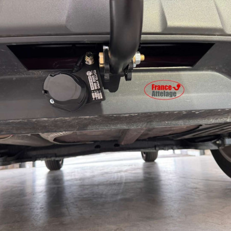 Attelage Seat Arona (11/17-) Col de cygne + faisceau universel 7 broches + boitier électronique