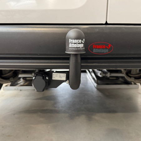 Attelage Toyota ProAce City Version M (05/2019-) col de cygne + Faisceau spécifique 13 broches Trail-Tec