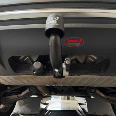 Attelage Audi Q5 Sportback y compris S line et plug-in-hybrid (08/2023-12/2024) RDSOV + Faisceau spécifique 7 broches Trail-Tec
